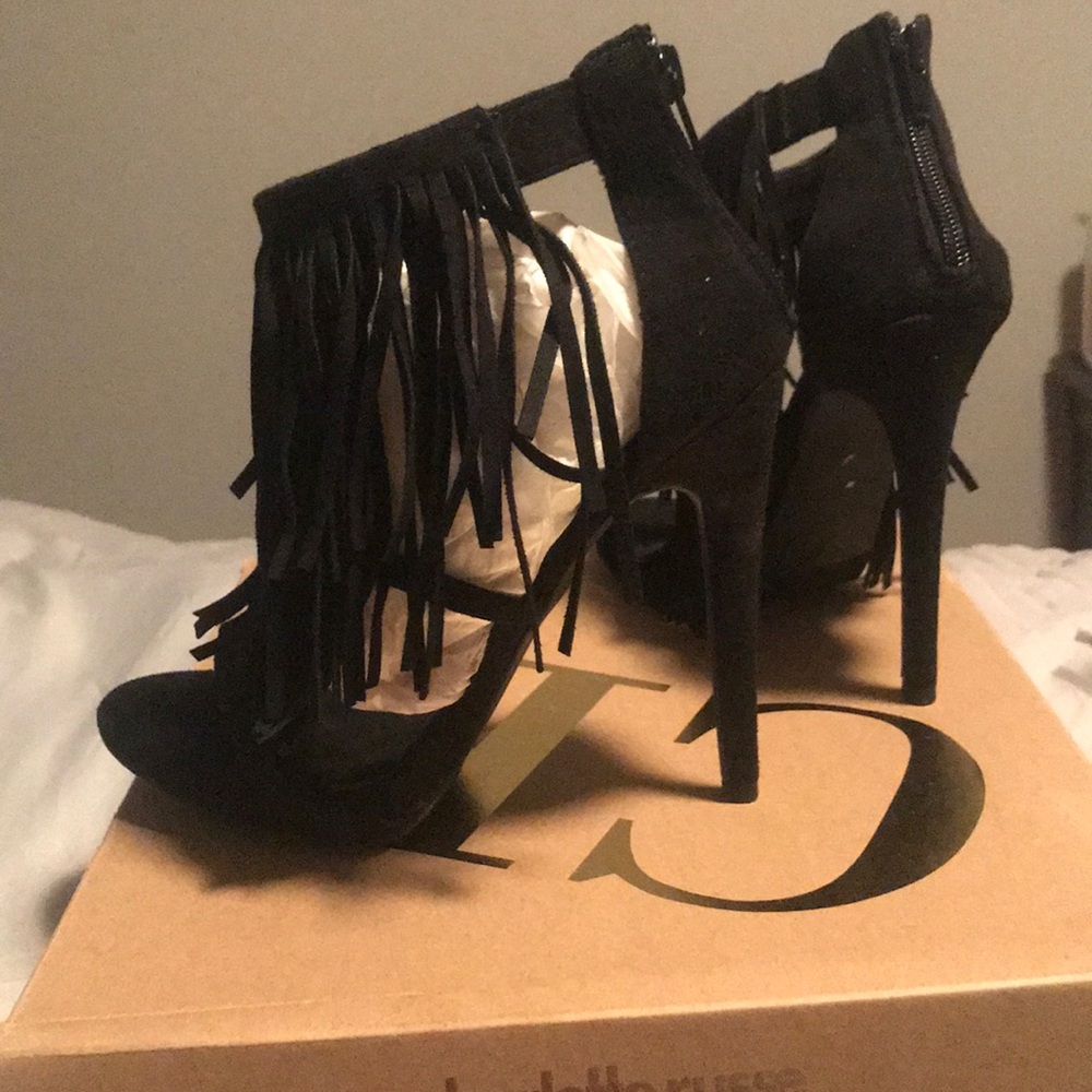 Fringe black heel sandals